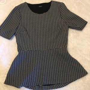 Super cute top IMNYC by Isaac Mizrahi